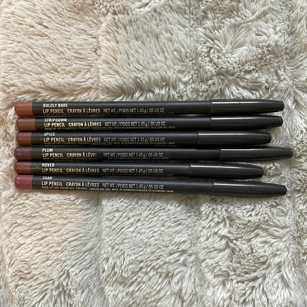 MAC Lipliners